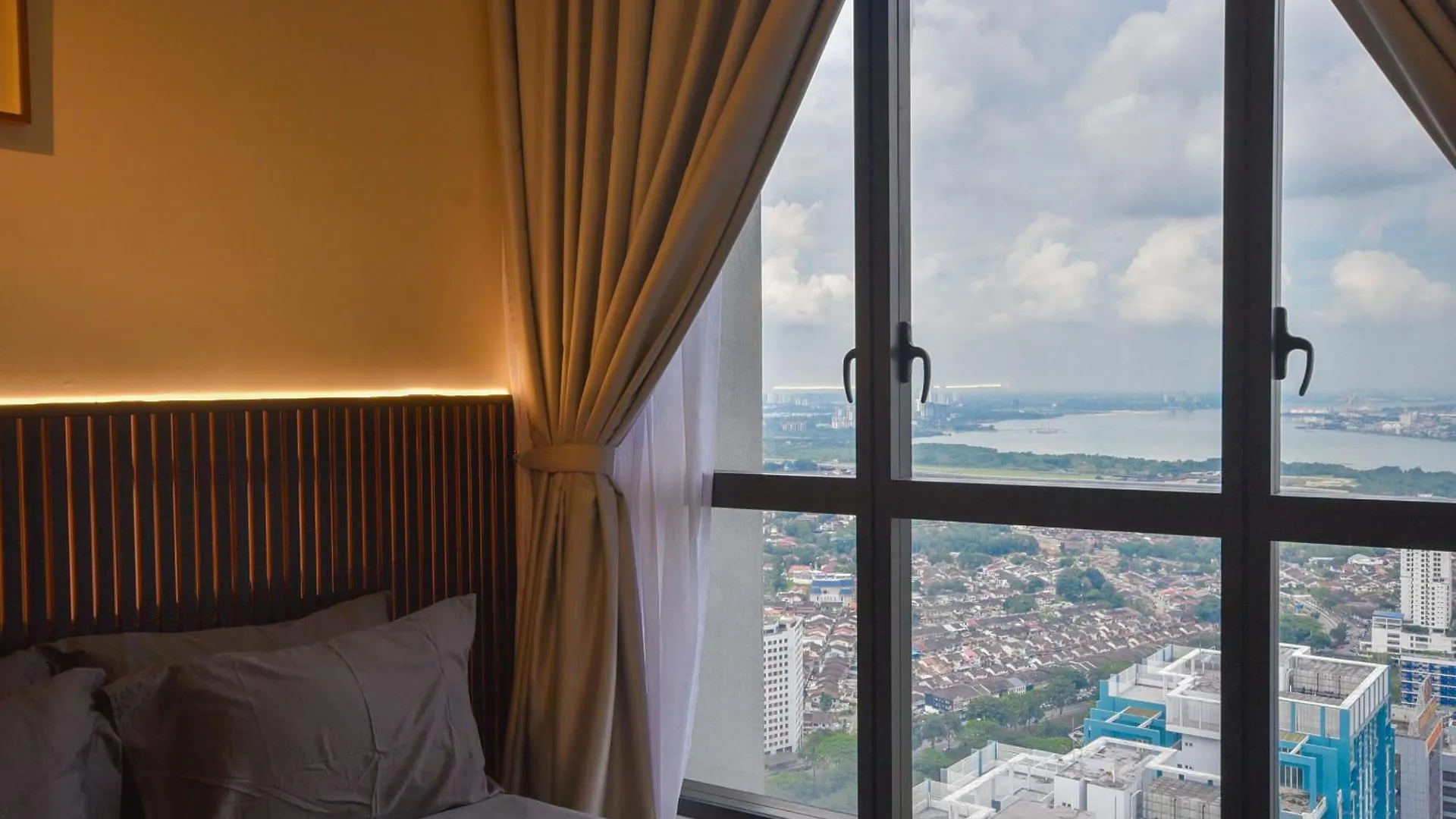Apartment Setia Sky88 Johor Bahru By Nest Home
